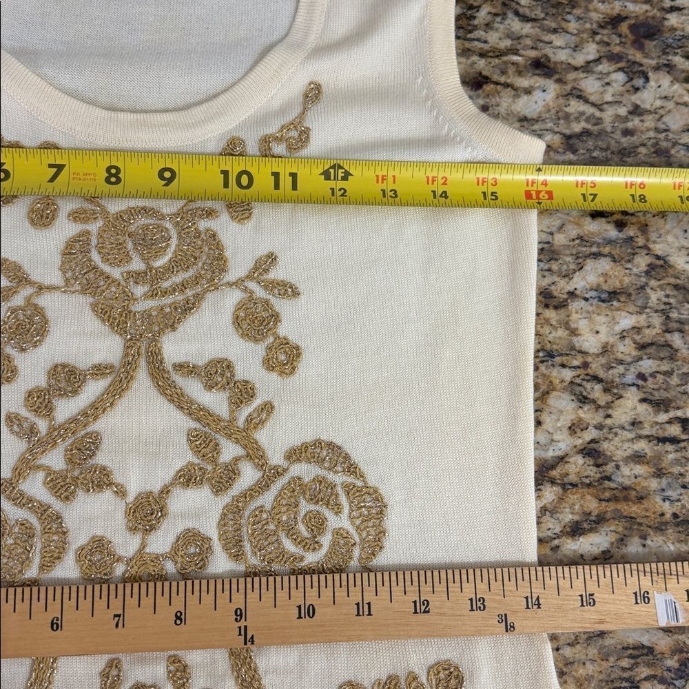 Carolina Herrera 2-Piece Virgin Wool Cardigan Tank Set Gold Embroidered M - Picture 9 of 12